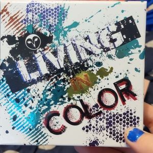 Living in Color Pallet